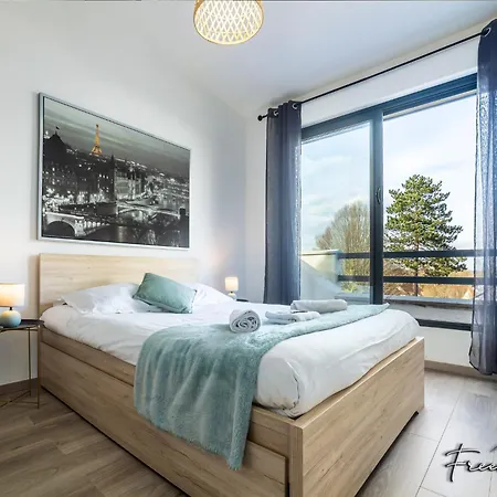 Magny's Oasis - Disneyland 5min - Private Parking - Terrace & Garden Holiday home